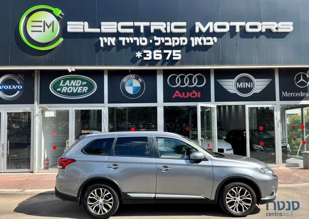 2018' Mitsubishi Outlander מיצובישי אאוטלנדר photo #4