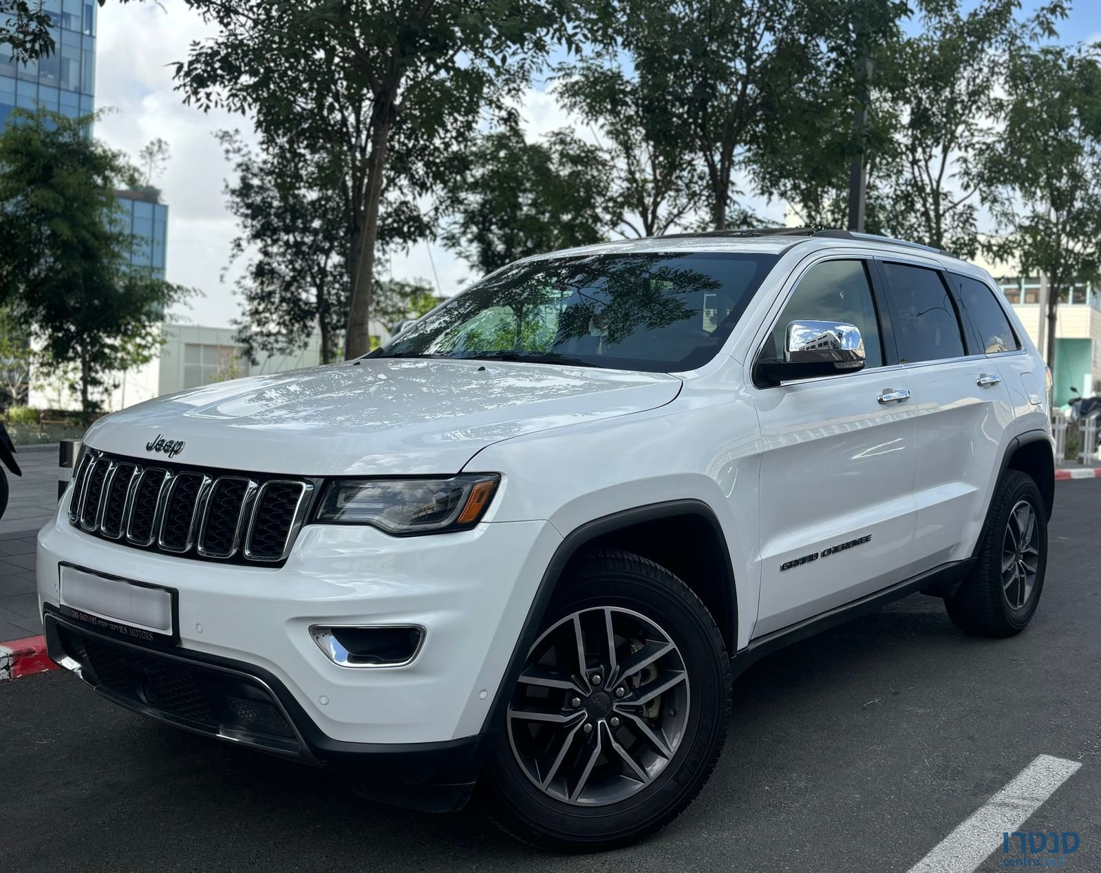 2019' Jeep Grand Cherokee ג'יפ גרנד צ'ירוקי photo #2