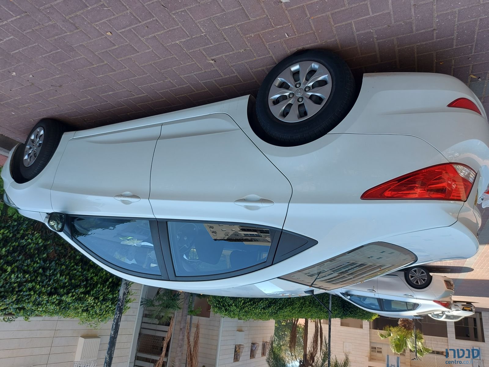 2017' Hyundai i25 יונדאי photo #4