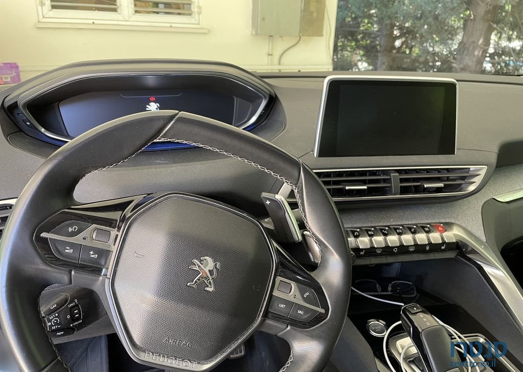 2018' Peugeot 3008 פיג'ו photo #3