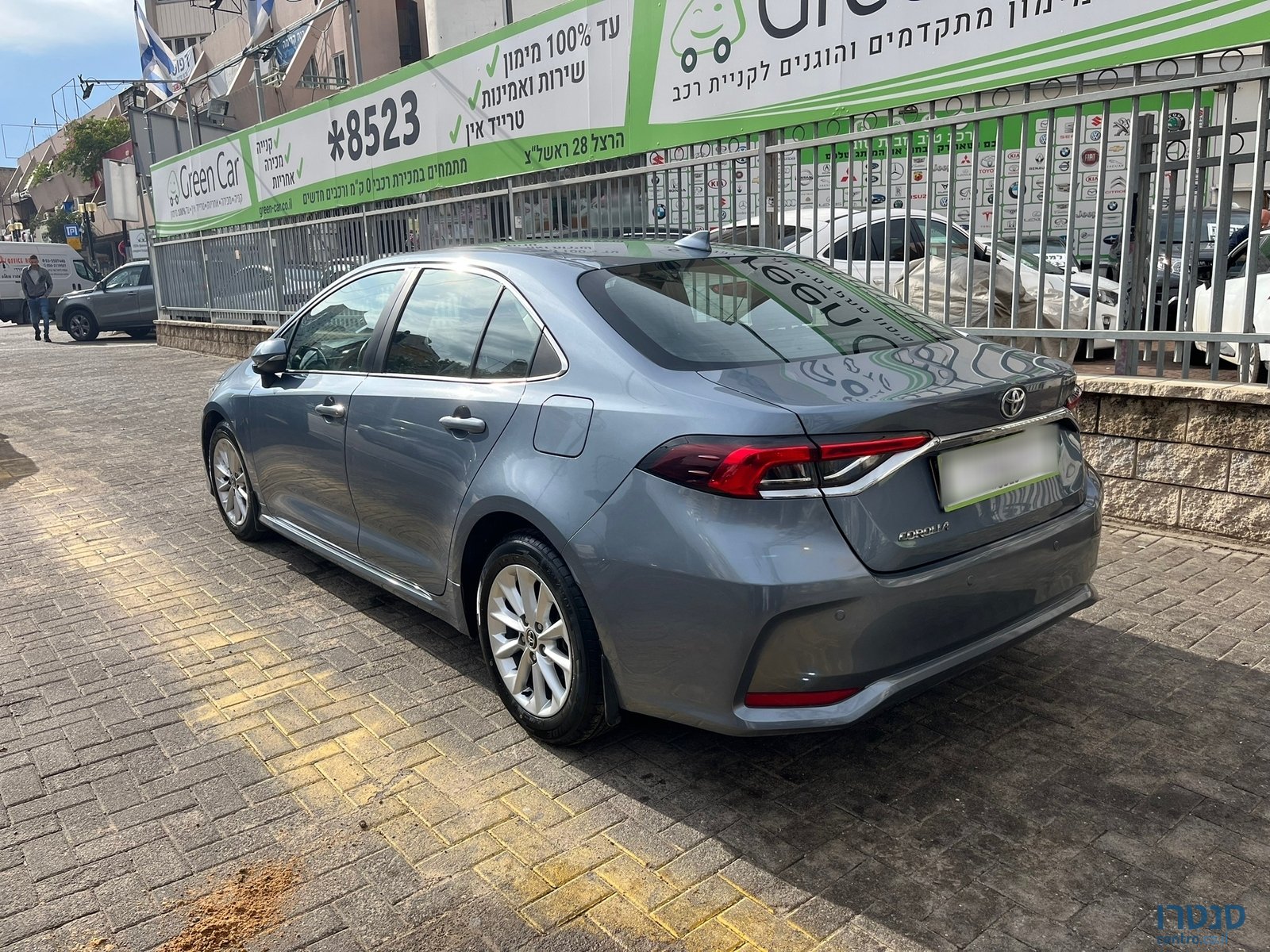 2020' Toyota Corolla photo #4