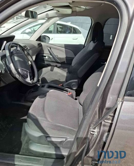 2022' Citroen C4 Picasso סיטרואן C4 פיקאסו photo #2