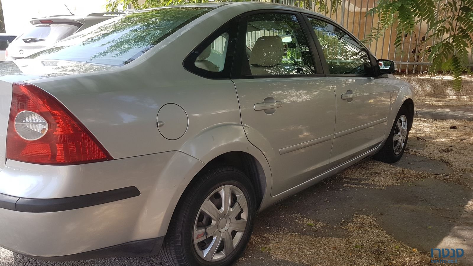 2008' Ford Focus photo #6