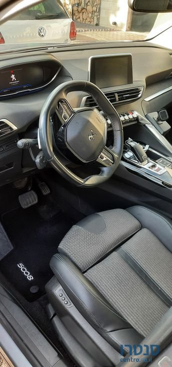 2023' Peugeot 5008 פיג'ו photo #4