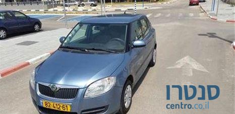 2008' Skoda Fabia סקודה פביה photo #2