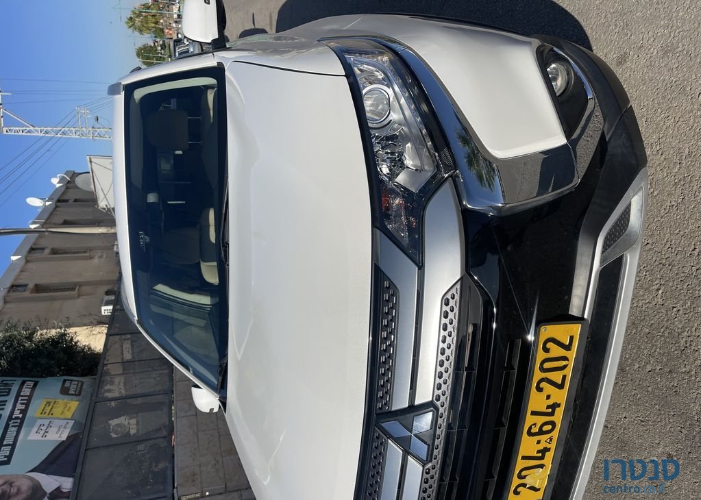 2021' Mitsubishi Outlander מיצובישי אאוטלנדר photo #1