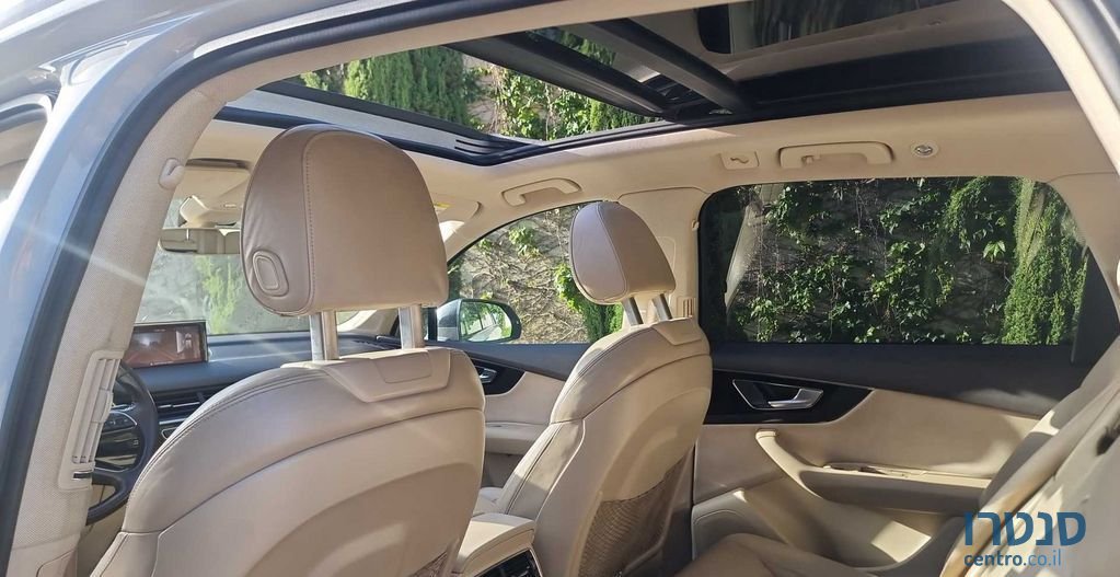2015' Audi Q7 אאודי photo #6