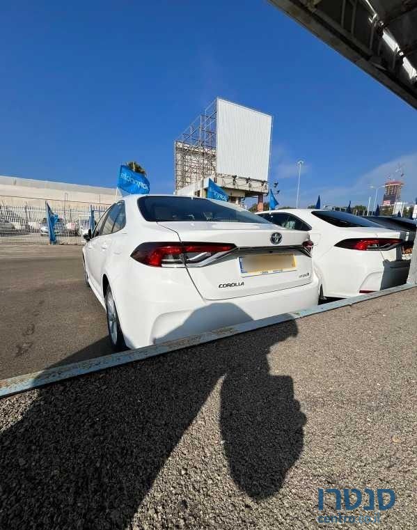 2022' Toyota Corolla טויוטה קורולה photo #2
