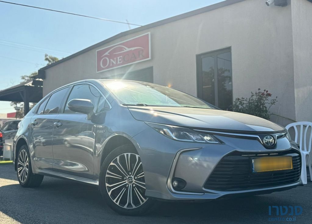 2019' Toyota Corolla טויוטה קורולה photo #1