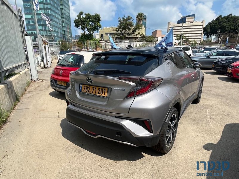 2019' Toyota C-Hr טויוטה photo #3