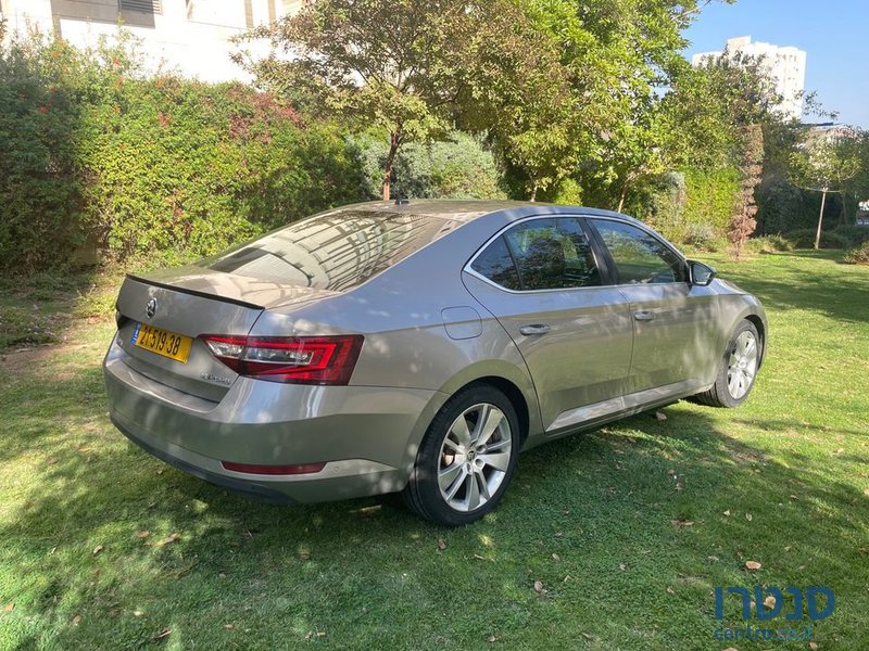 2016' Skoda Superb סקודה סופרב photo #4