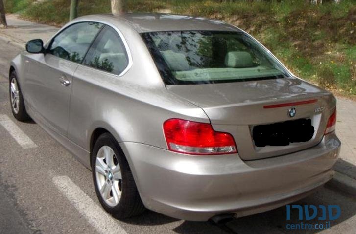 2010' BMW 1 Series 3 Door photo #4