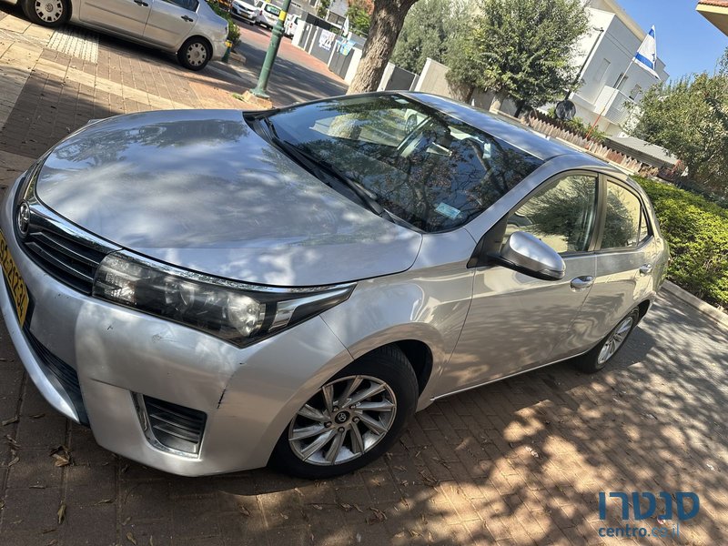 2015' Toyota Corolla טויוטה קורולה photo #1