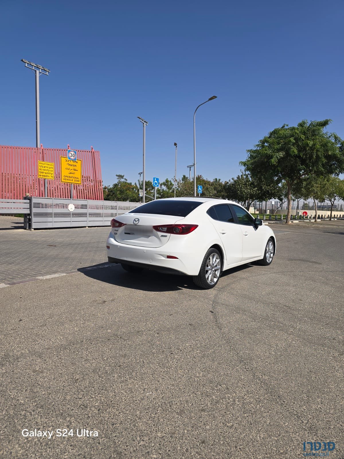 2019' Mazda 3 photo #4