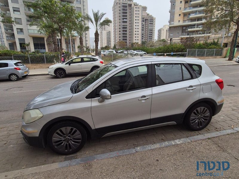 2015' Suzuki Crossover סוזוקי קרוסאובר photo #2