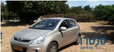 2011' Hyundai i20 photo #1