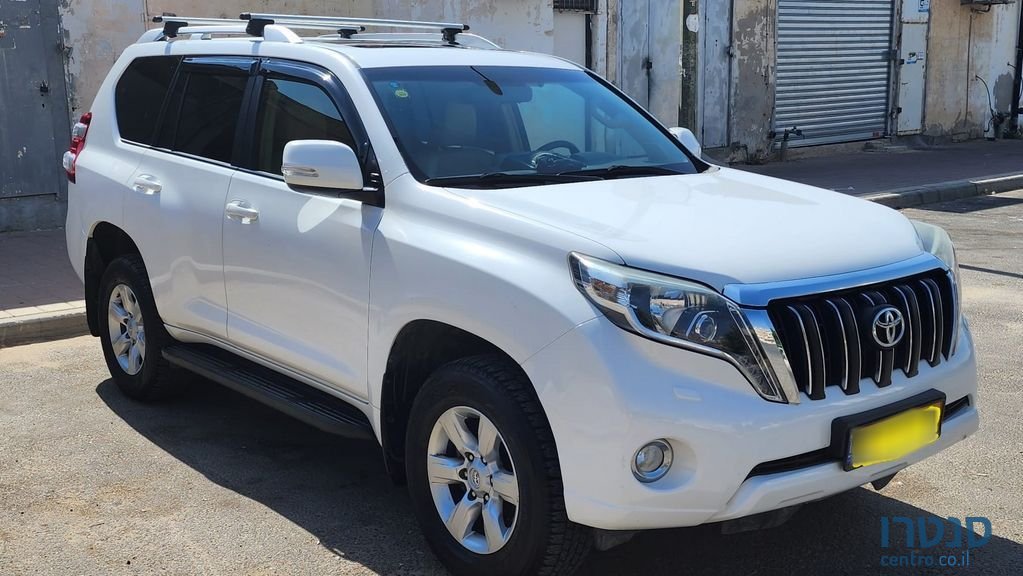 2015' Toyota Land Cruiser טויוטה לנד קרוזר photo #2