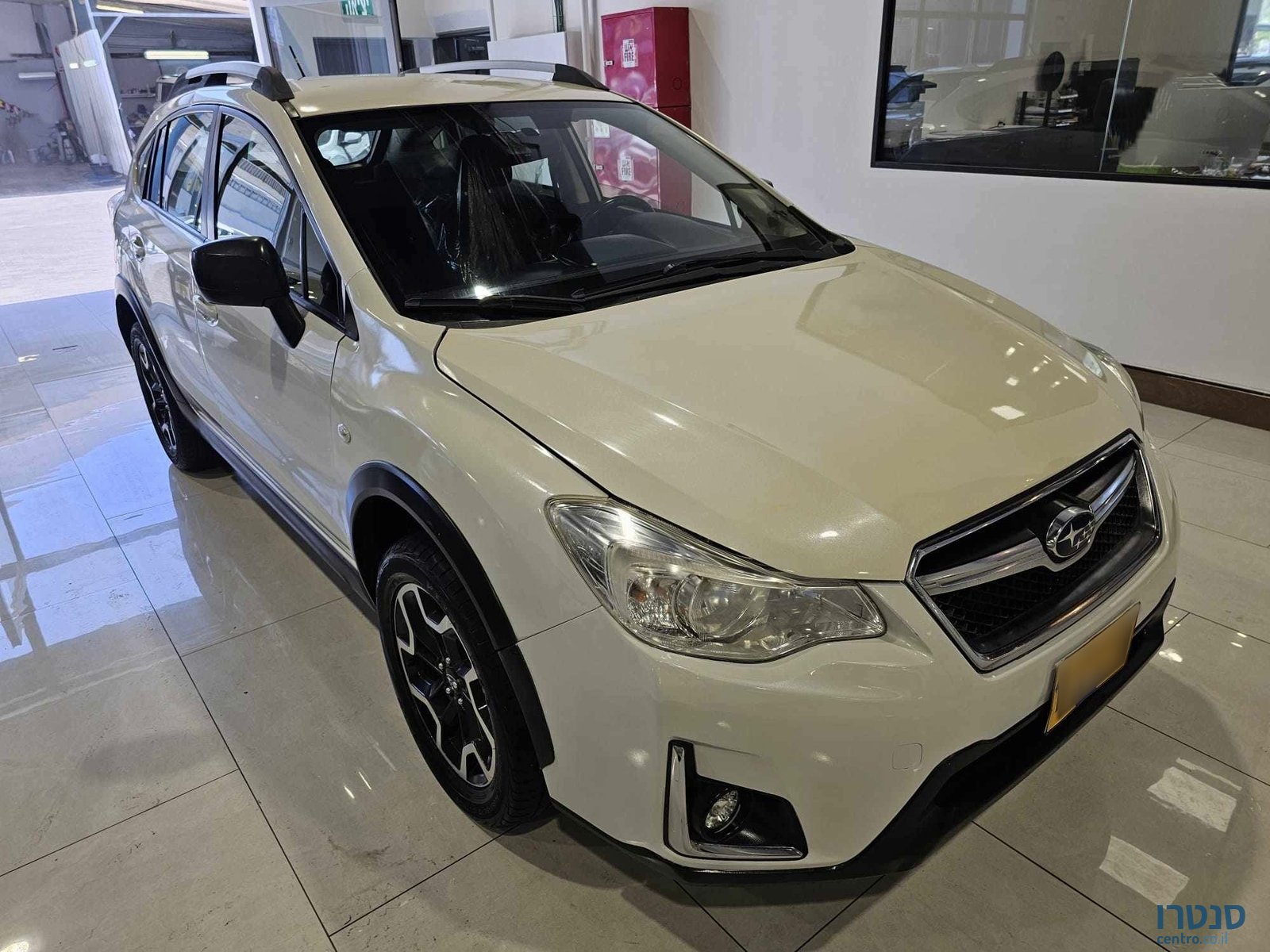 2015' Subaru XV photo #2