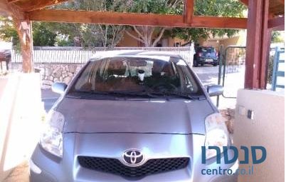 2010' Toyota Auris photo #1