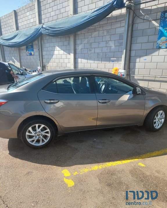 2017' Toyota Corolla טויוטה קורולה photo #3