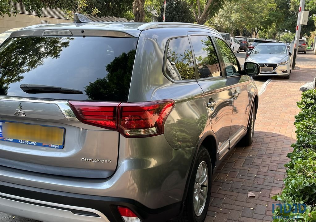 2019' Mitsubishi Outlander מיצובישי אאוטלנדר photo #4