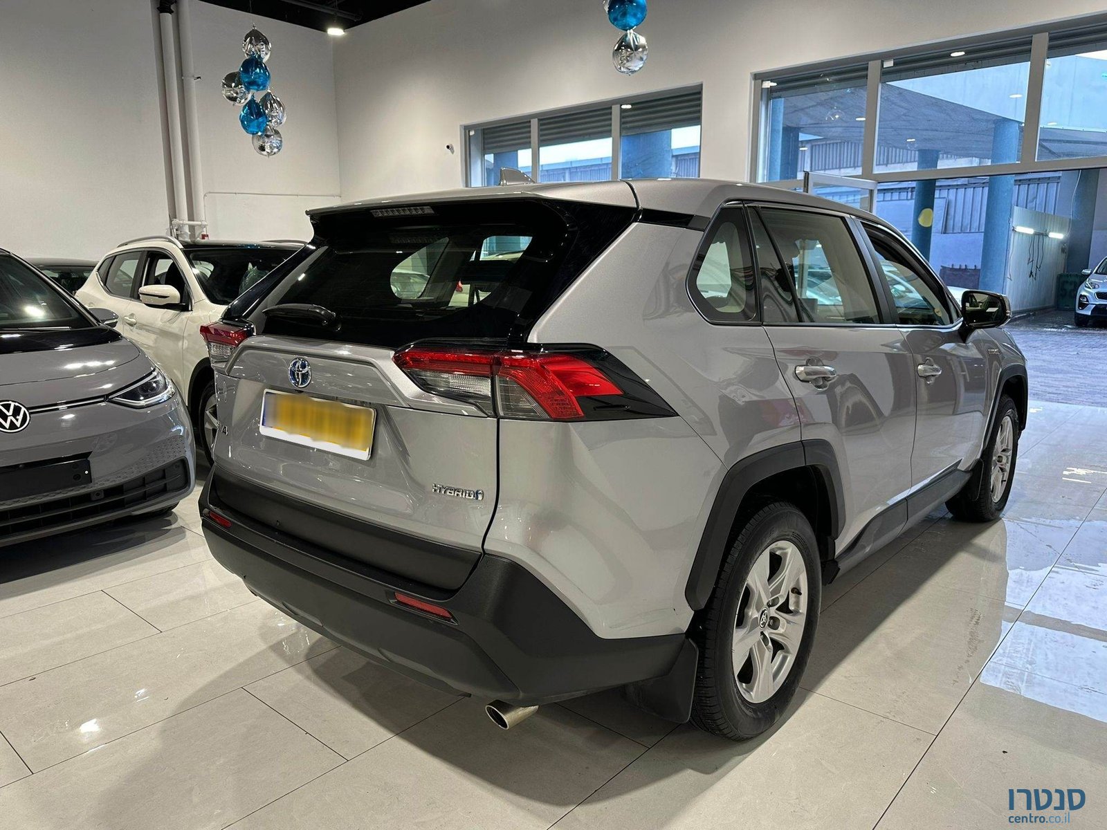 2021' Toyota RAV4 photo #3