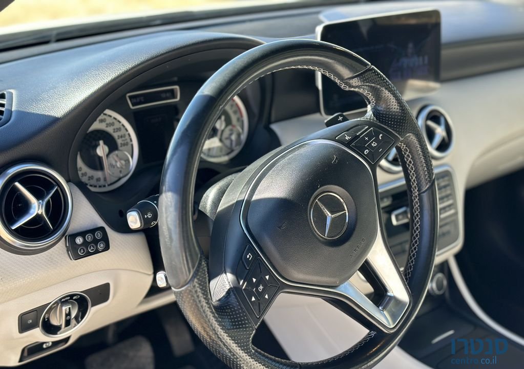 2015' Mercedes-Benz A-Class מרצדס photo #2