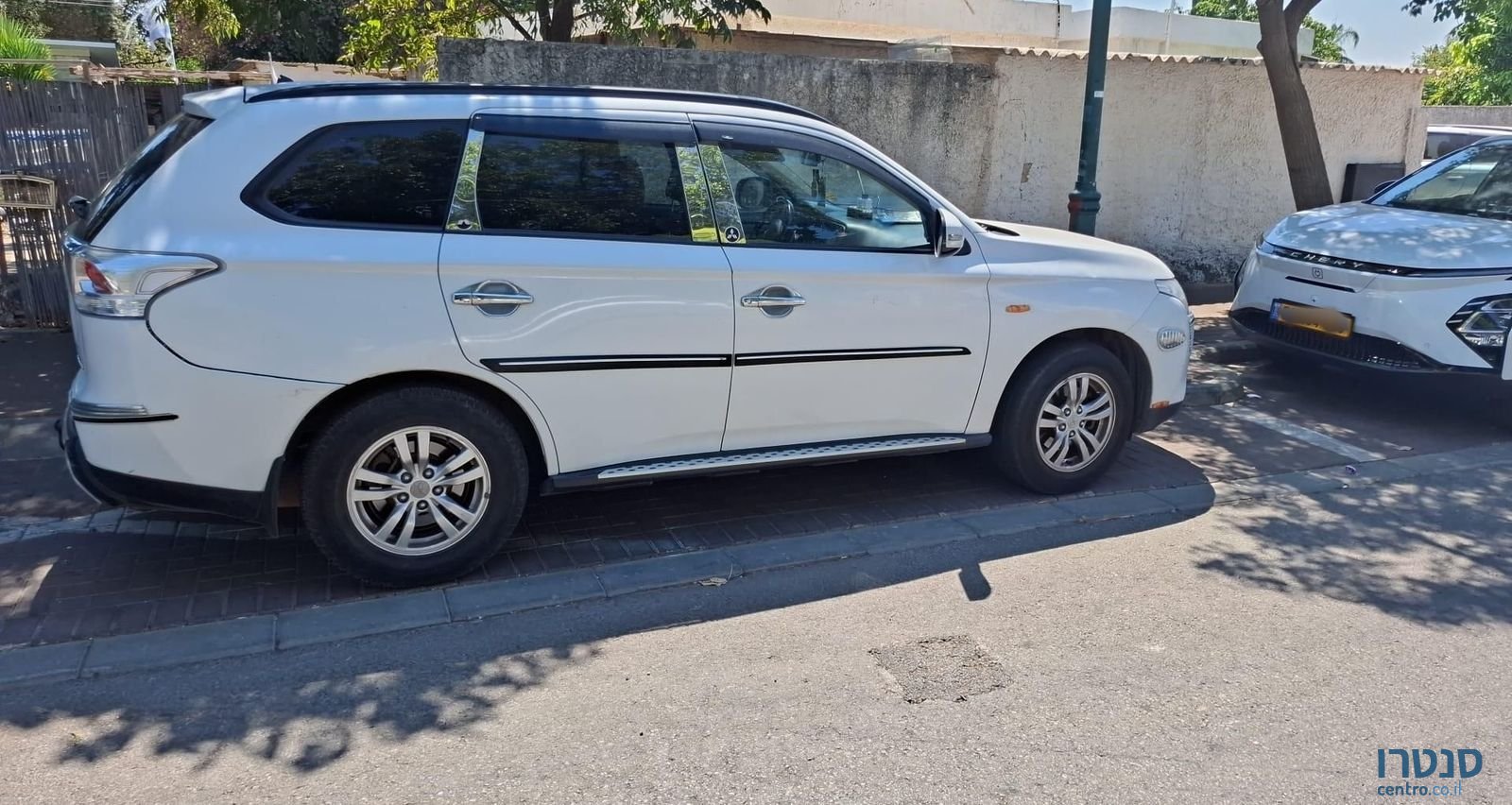 2013' Mitsubishi Outlander מיצובישי אאוטלנדר photo #3