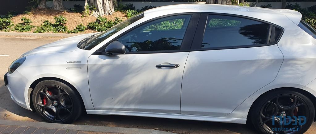 2018' Alfa Romeo Giulietta אלפא רומיאו ג'ולייטה photo #3