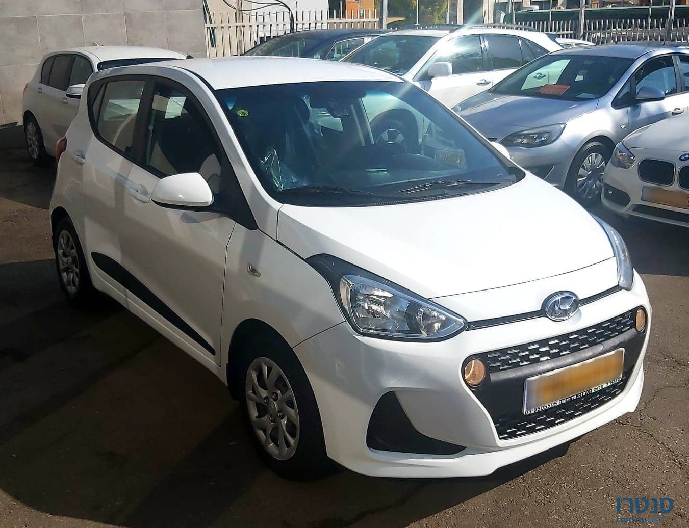 2019' Hyundai i10 photo #2