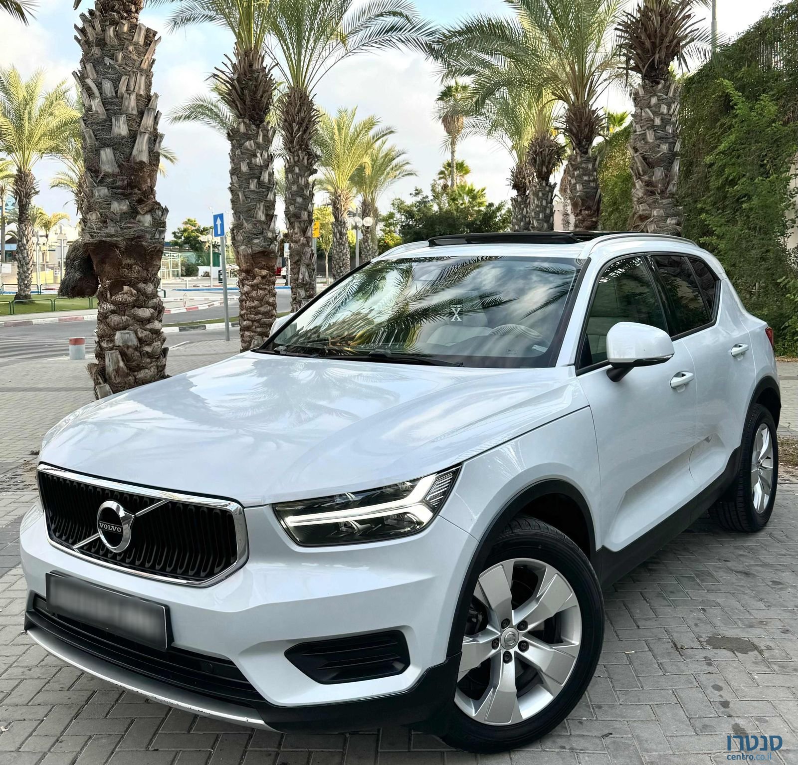 2020' Volvo XC40 וולוו photo #2