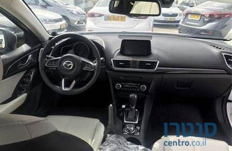 2019' Mazda ‏3 החדשה 3 מאזדה photo #1