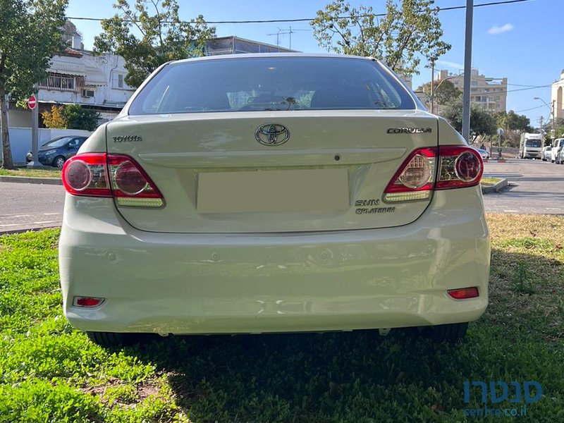 2013' Toyota Corolla photo #1