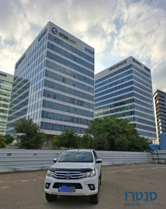 2016' Toyota Hilux טויוטה היילקס photo #4