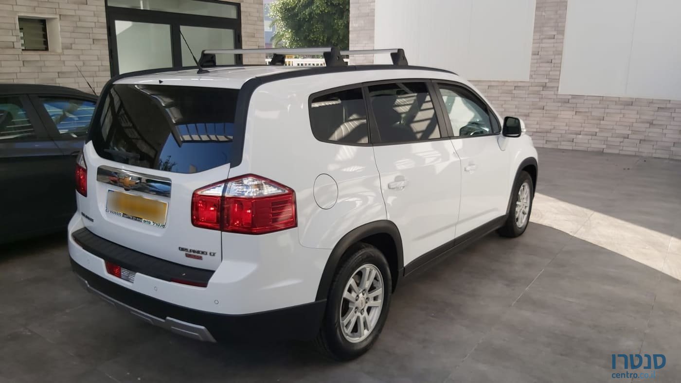 2017' Chevrolet Orlando photo #2