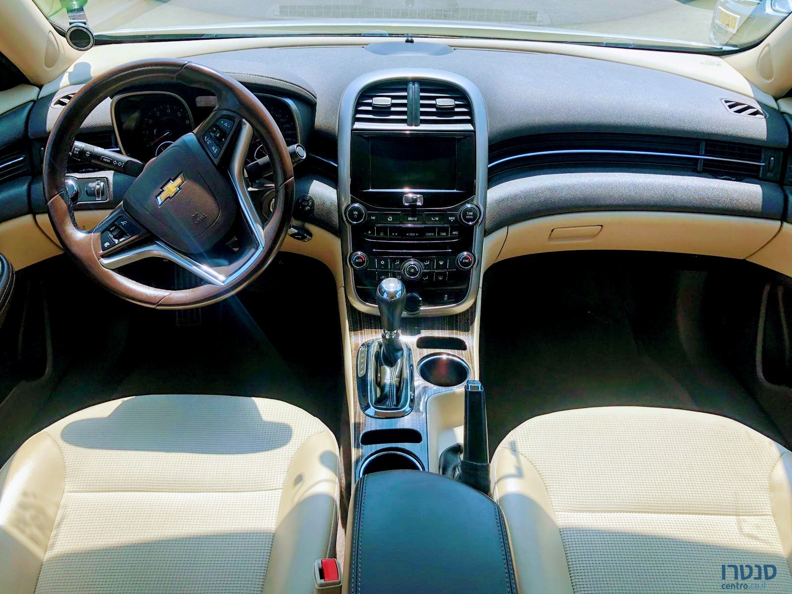 2014' Chevrolet Malibu photo #4