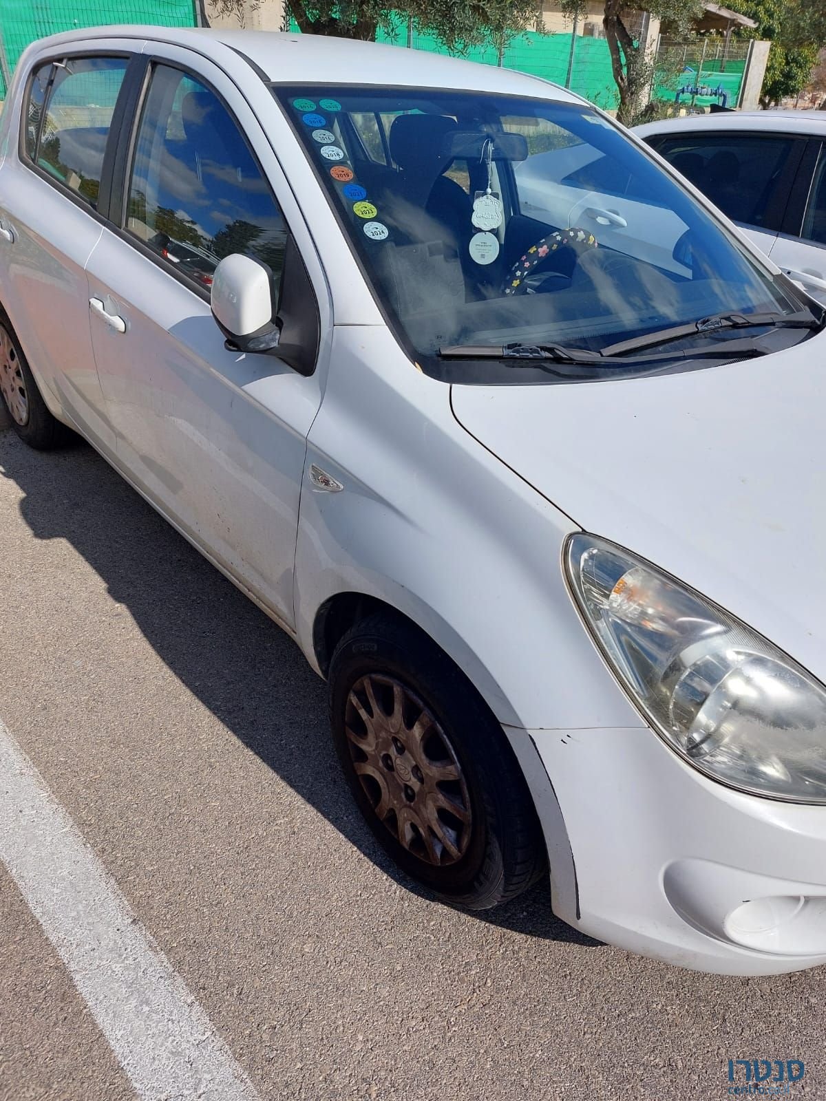 2011' Hyundai i20 יונדאי photo #3