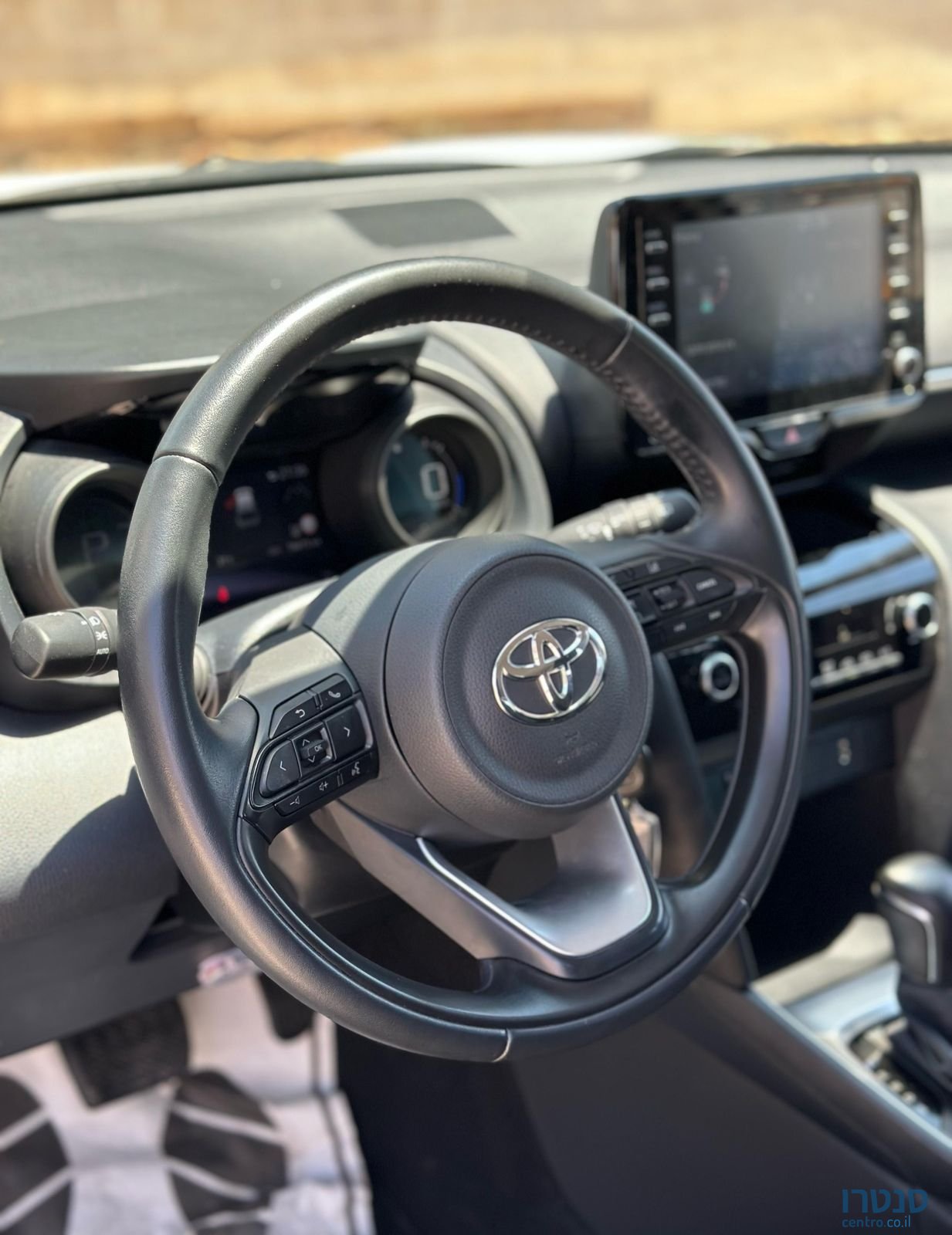 2024' Toyota Yaris Cross טויוטה יאריס קרוס photo #5