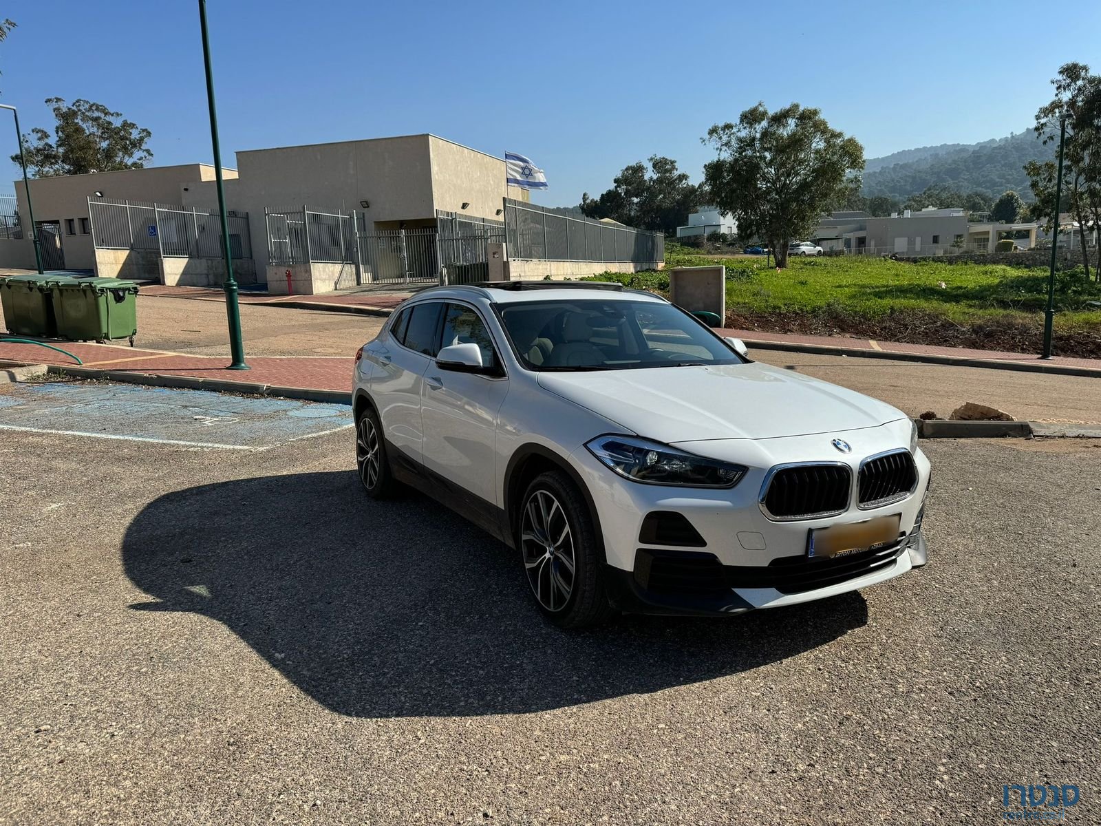 2022' BMW 118I ב.מ.וו photo #1