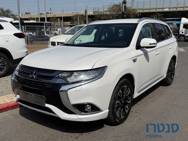 2018' Mitsubishi Outlander מיצובישי אאוטלנדר photo #1