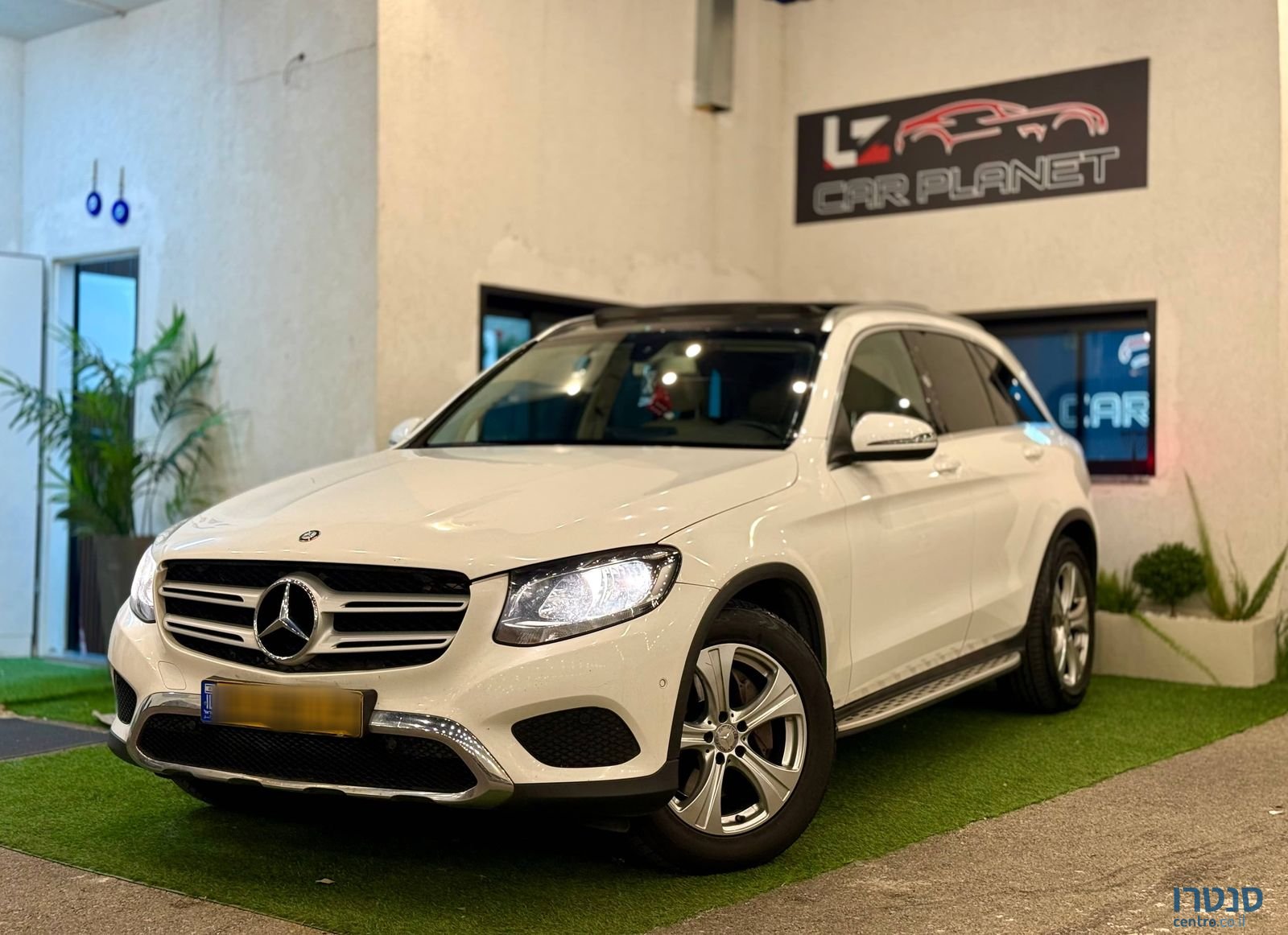 2016' Mercedes-Benz GLC מרצדס-בנץ photo #2