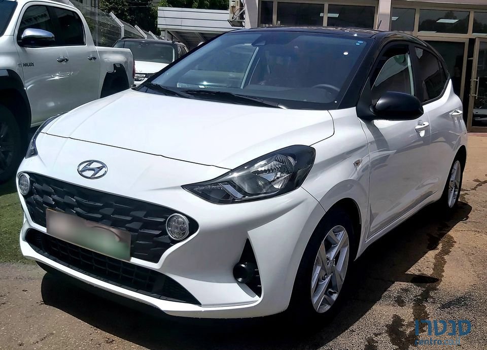 2021' Hyundai i10 photo #1