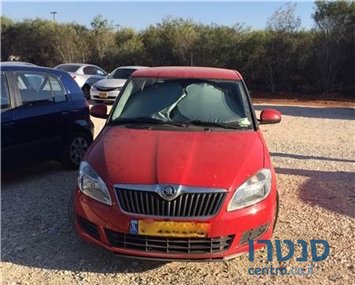 2013' Skoda Fabia אמבישיין TSI photo #2