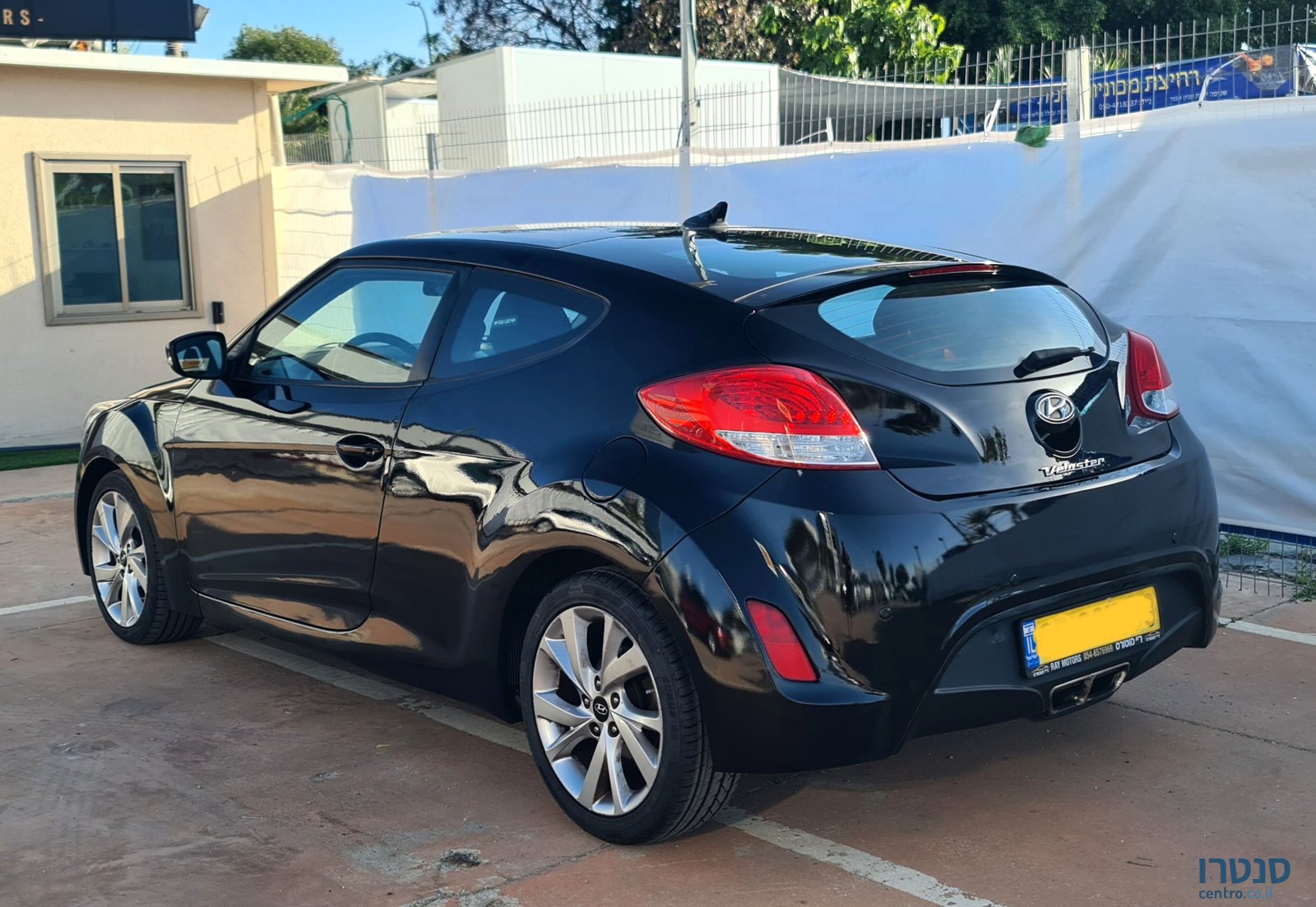 2015' Hyundai Veloster יונדאי ולוסטר photo #4