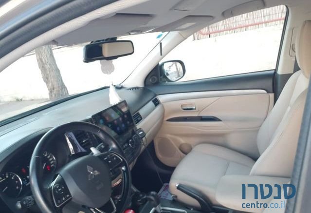 2016' Mitsubishi Outlander מיצובישי אאוטלנדר photo #3