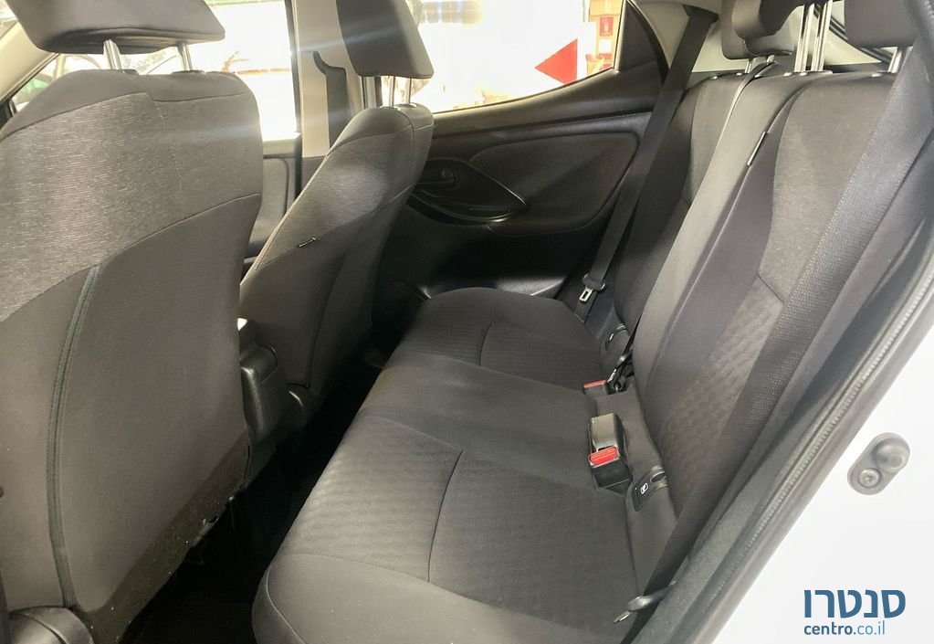 2021' Toyota Yaris טויוטה יאריס photo #3