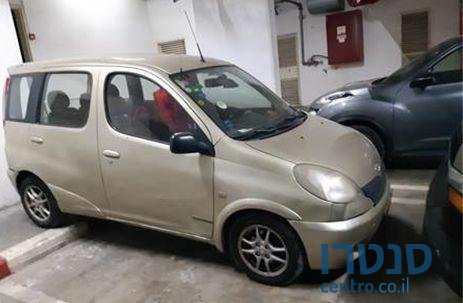 2002' Toyota Yaris טויוטה יאריס photo #1