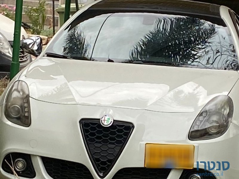 2014' Alfa Romeo Giulietta אלפא רומיאו ג'ולייטה photo #3