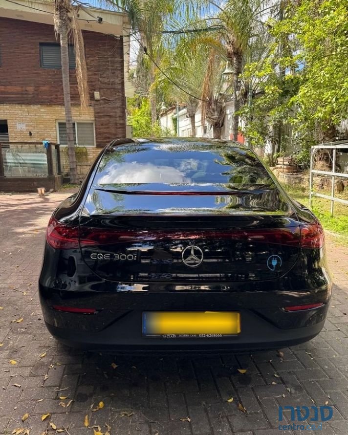 2024' Mercedes-Benz 300 מרצדס photo #1