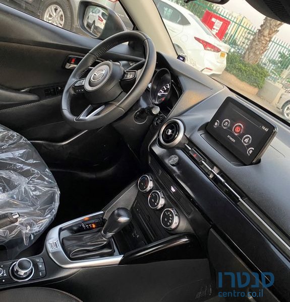 2020' Mazda 2 מאזדה photo #5